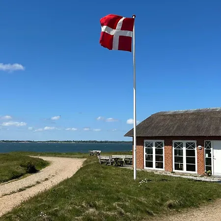 Bright Nordic Loft Apartment *
